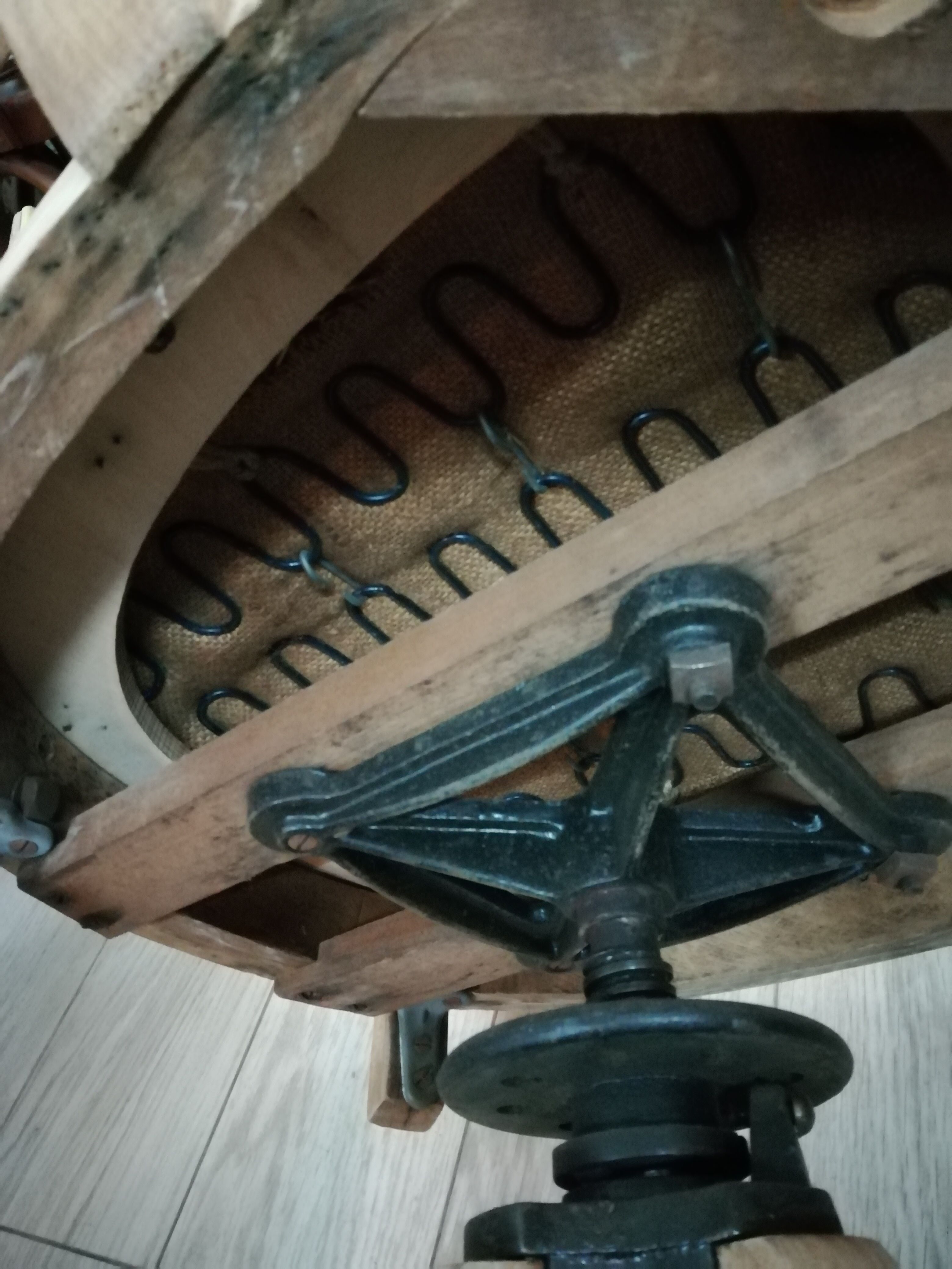 Baumann Barber armchair