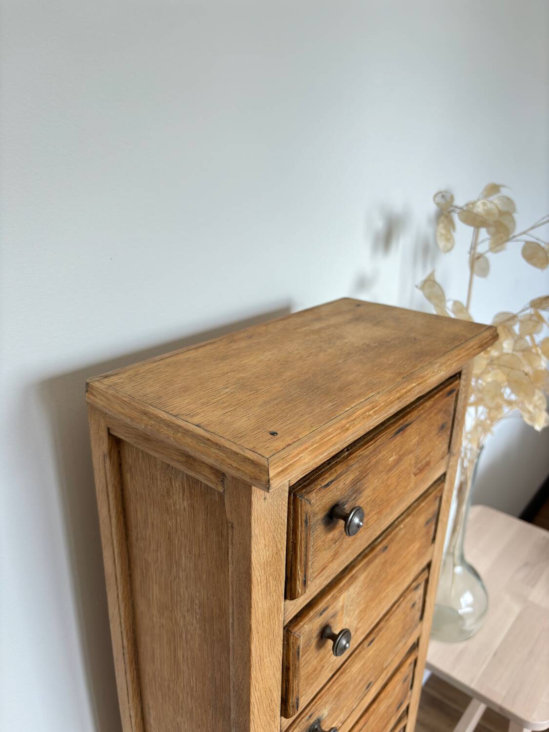 Renovated wooden trade furniture
