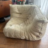 Canapé d’angle Togo ligne Roset en tissu velours beige
