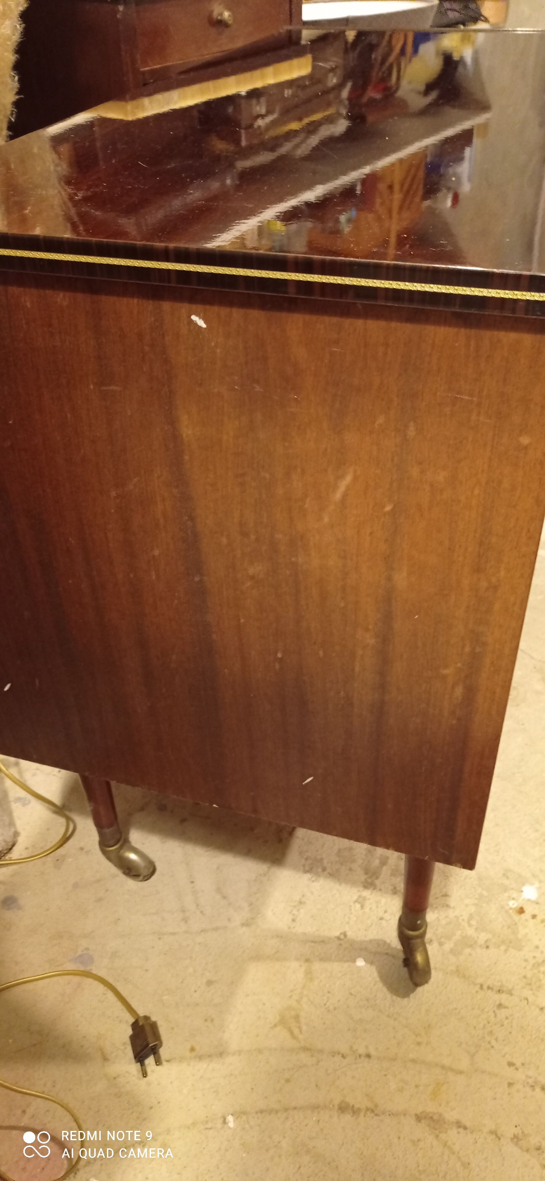 Hifi cabinet Tv vinyl or enfilade