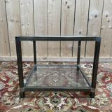 Table basse - Bout de canapé 1970 en métal chromé et verre