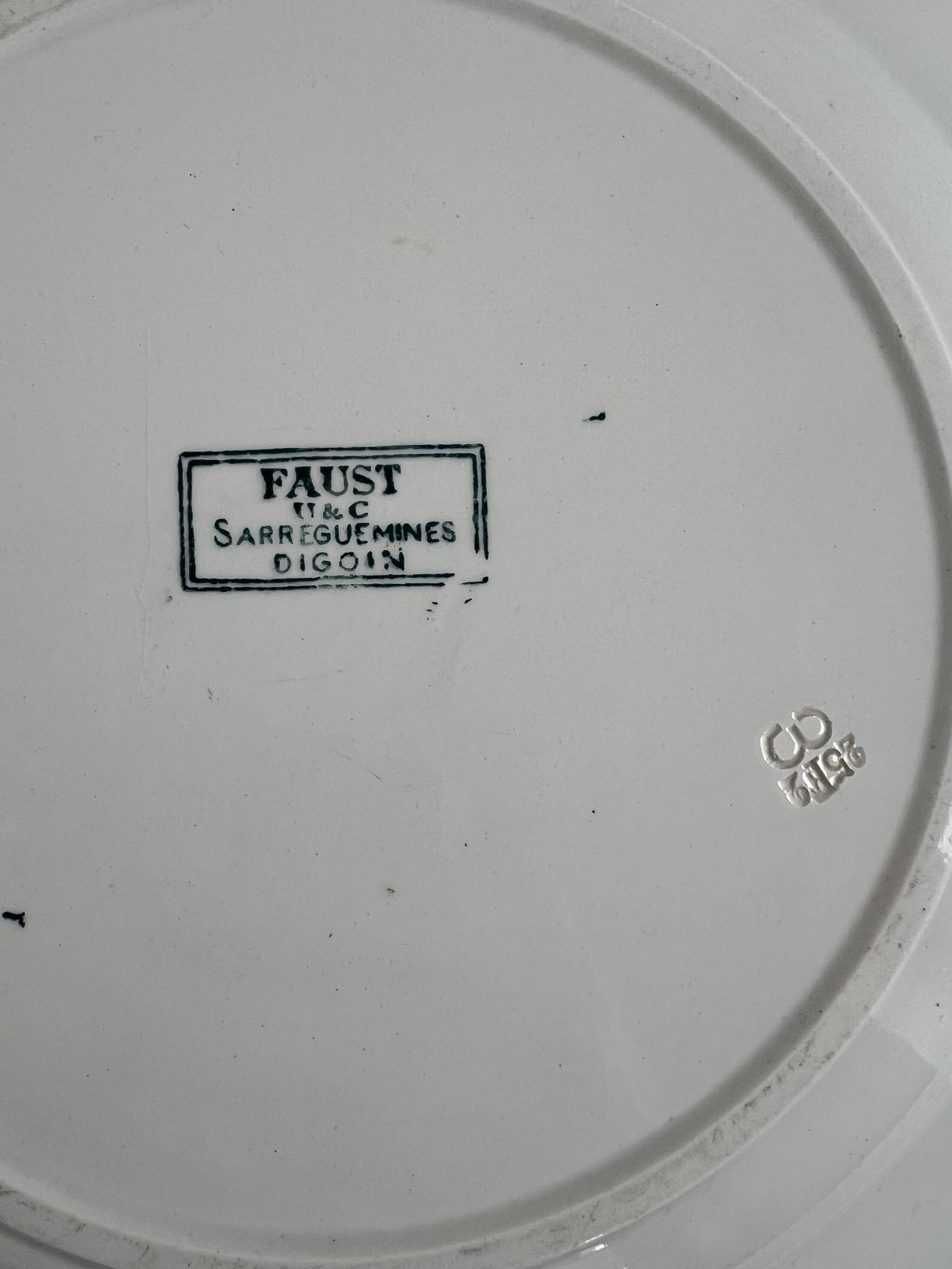 Plat de présentation Sarreguemines Faust