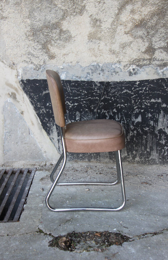 Chaise administration bureau