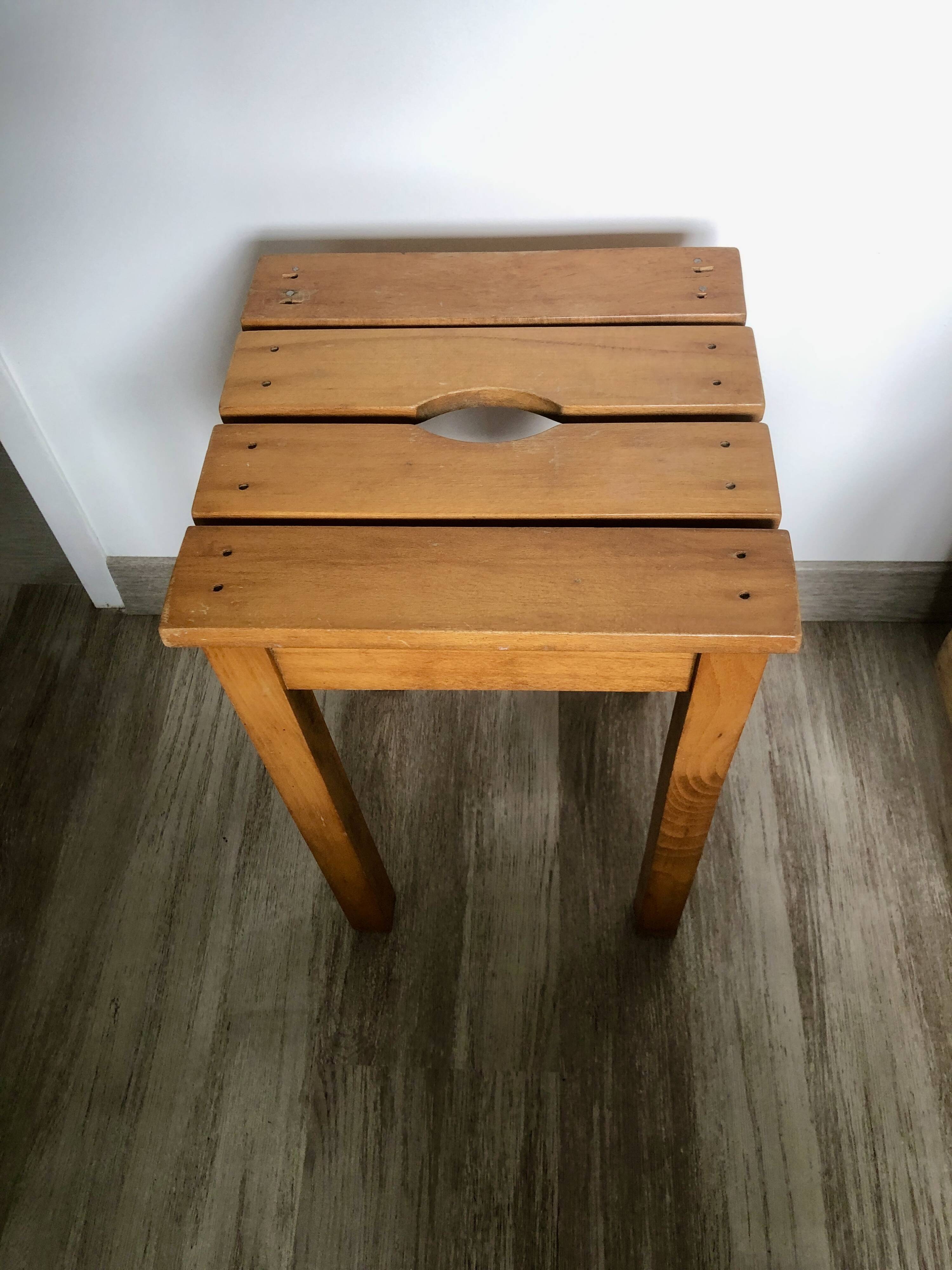 Tabouret vintage en bois