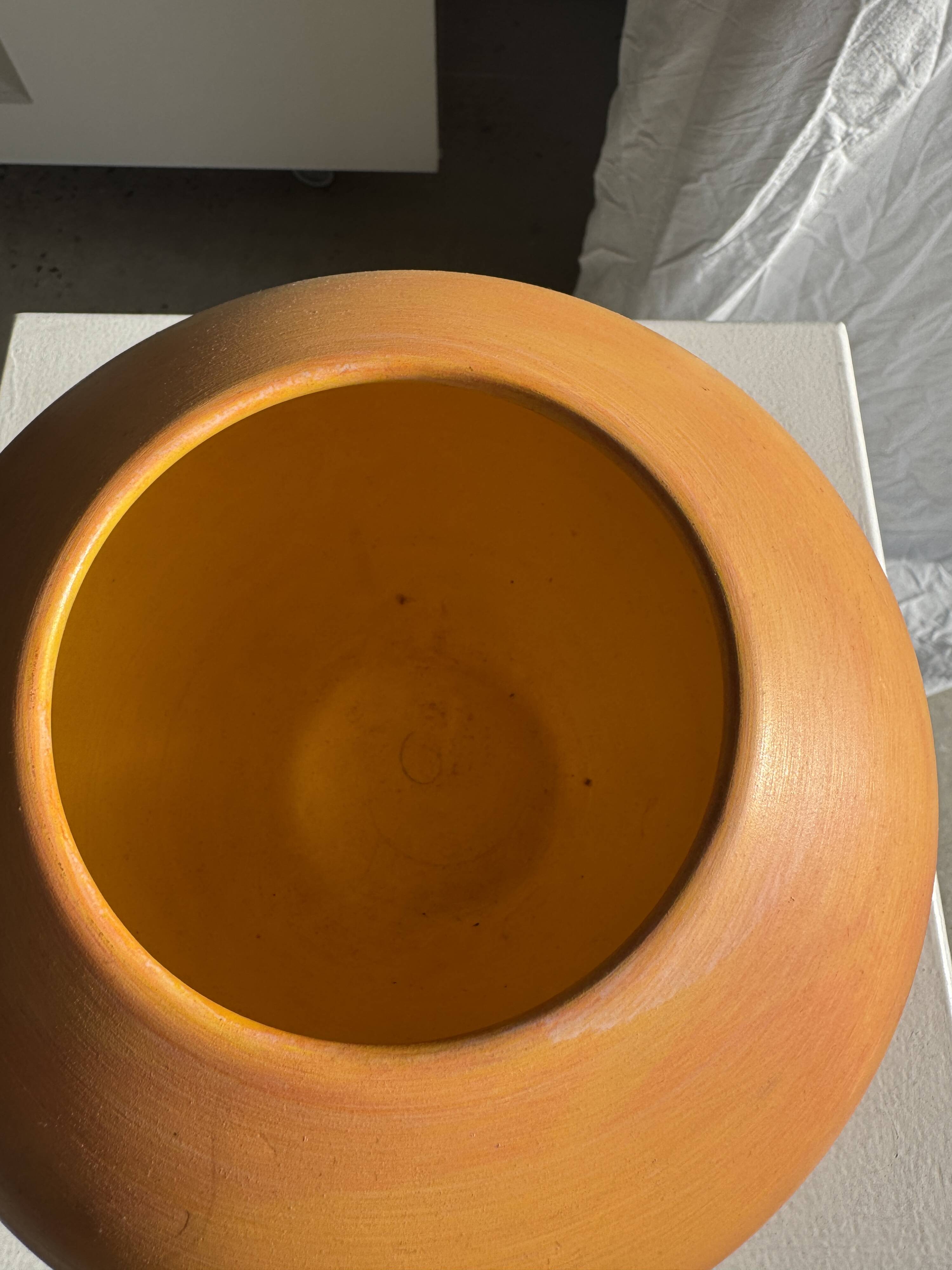 Orange ball vase from the 90s, H15 D20