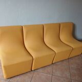 Lot de 4 chauffeuses années 70/80 vintage en similli cuir  jaune moutarde
