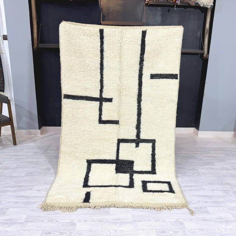 Moroccan Berber rug 250cmx150cm