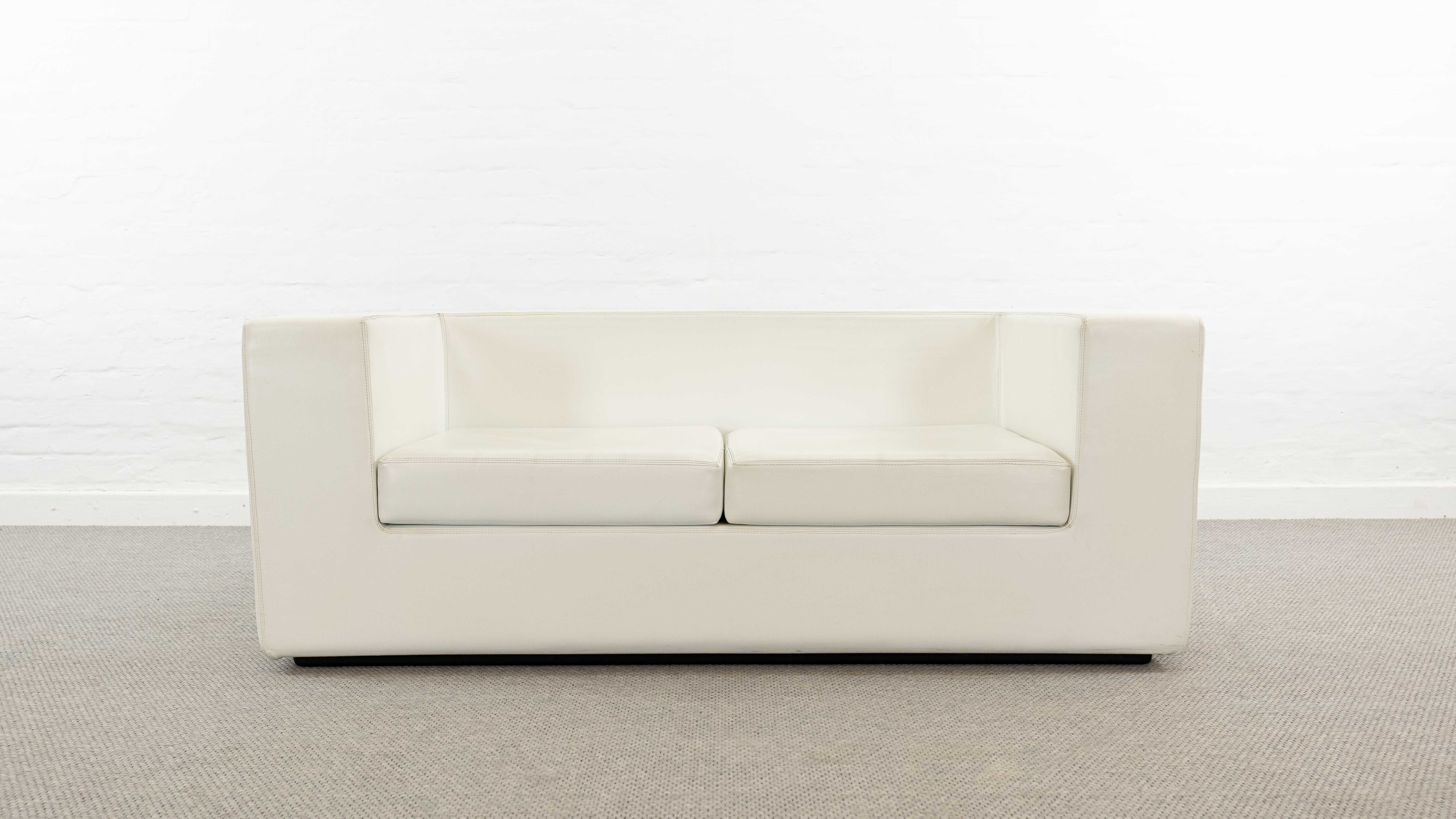 Throw Away sofa by Willie Landels for Zanotta 1965 in white vinyl