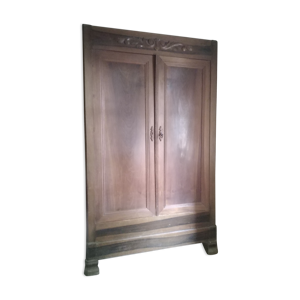 Armoire en noyer