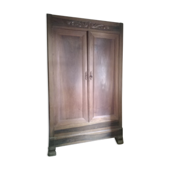 Armoire en noyer