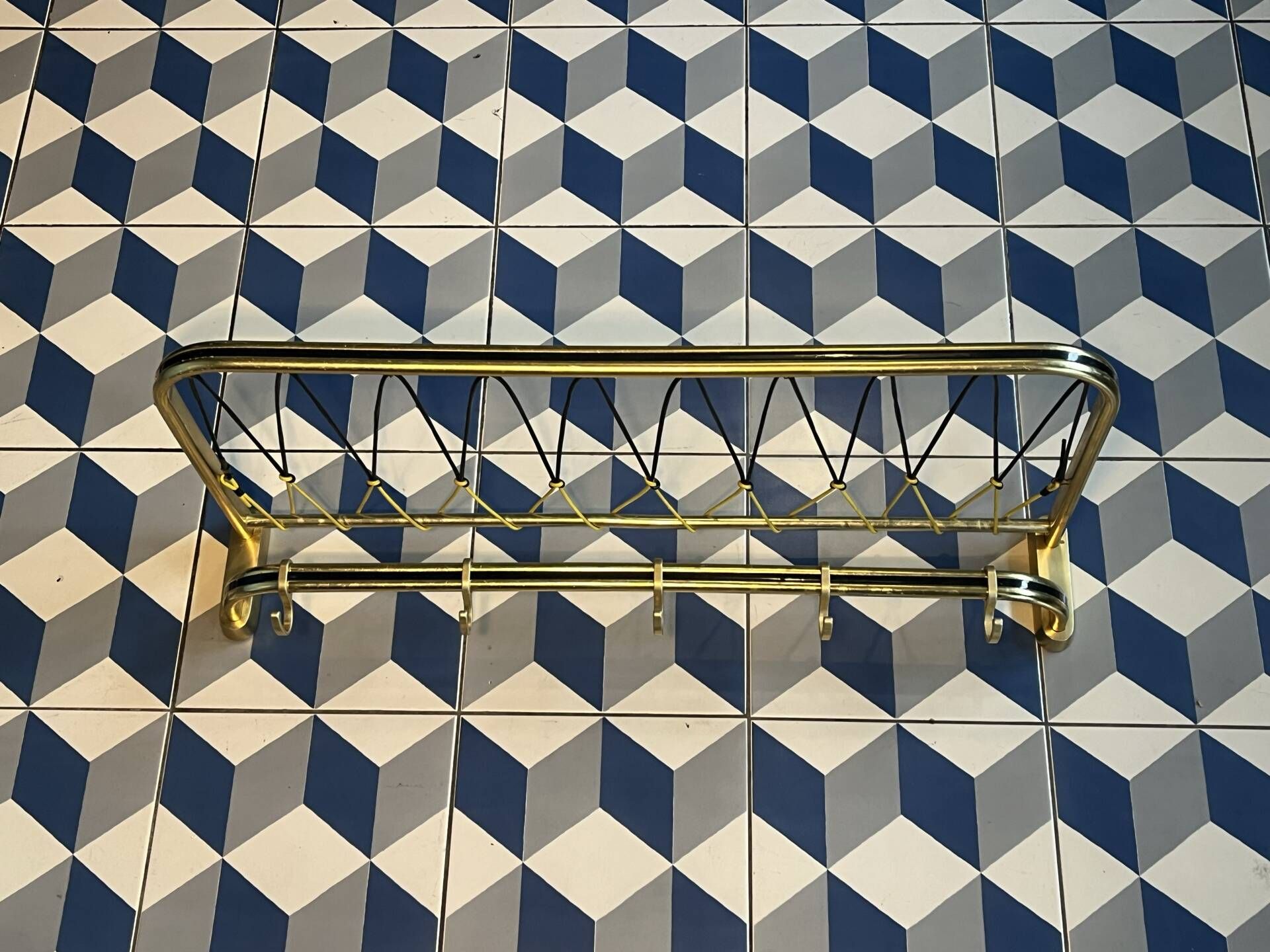 Coat rack style train luggage rack L=60 cm