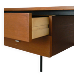 A “student” office by Pierre Guariche for Meurop