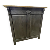 Flemish tavern counter