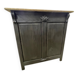 Flemish tavern counter