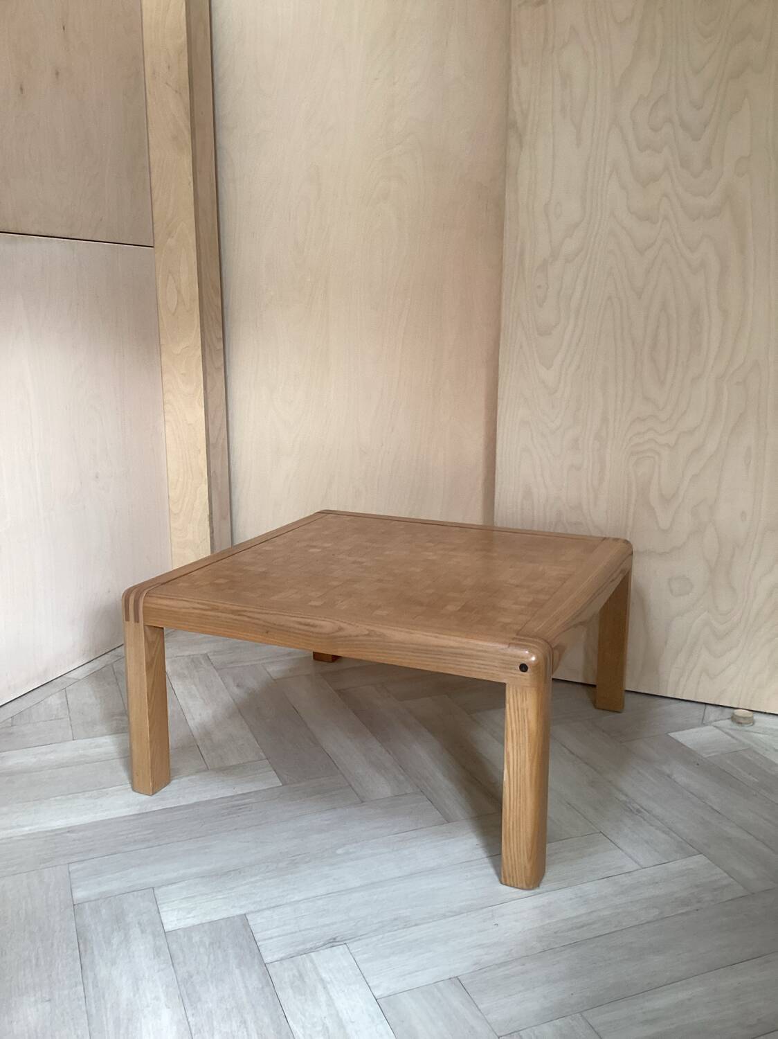 Table basse scandinave, design 1970, en bois de chêne