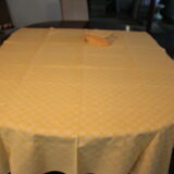 Vintage rectangular tablecloth with 12 towels