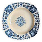 Shallow round plate Gien in blue ironstone, "Blue Ibis" service.