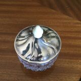 Crystal and silver metal sugar