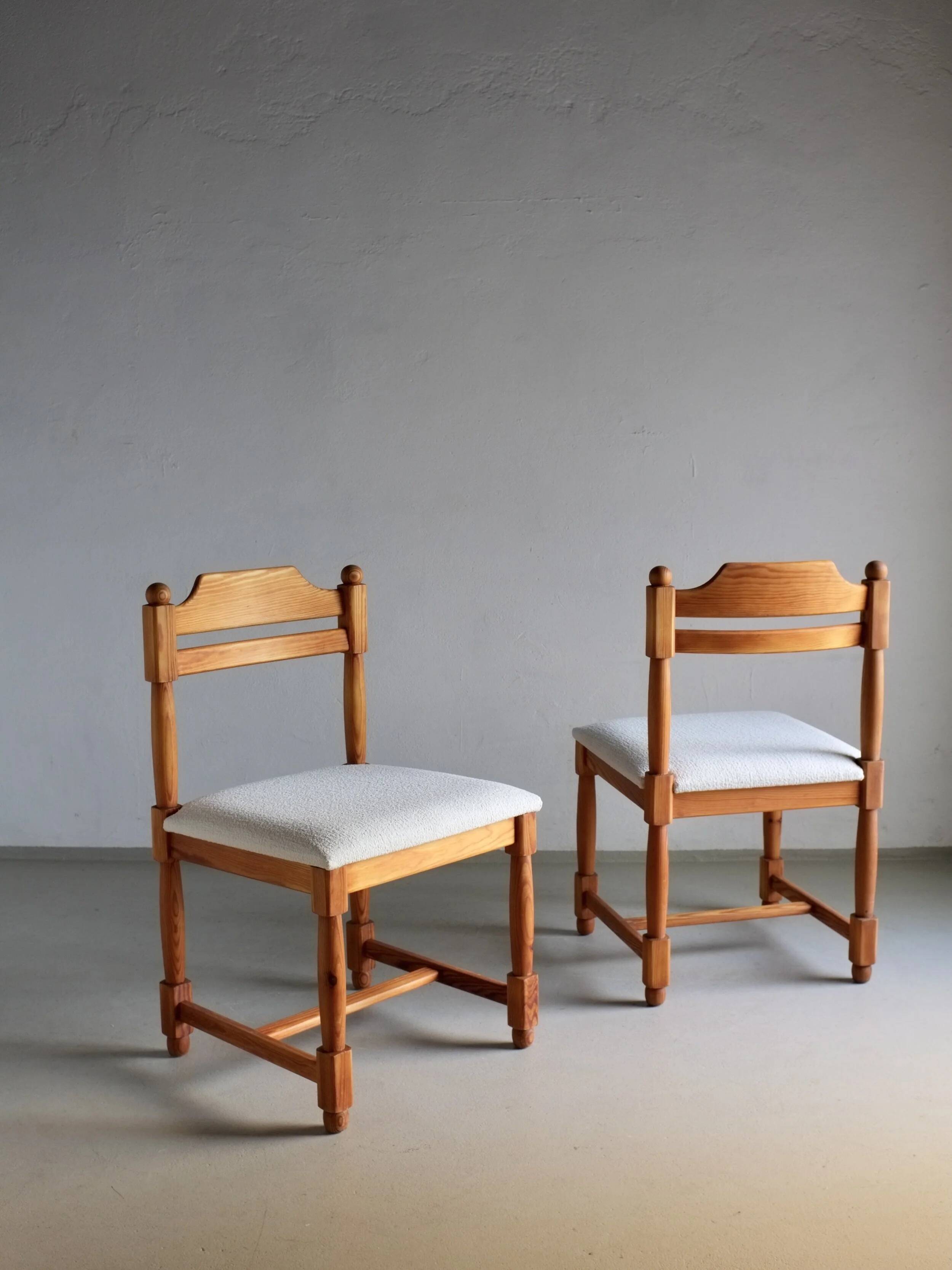 2 Carved solid pine chairs | Denmark | 1970s