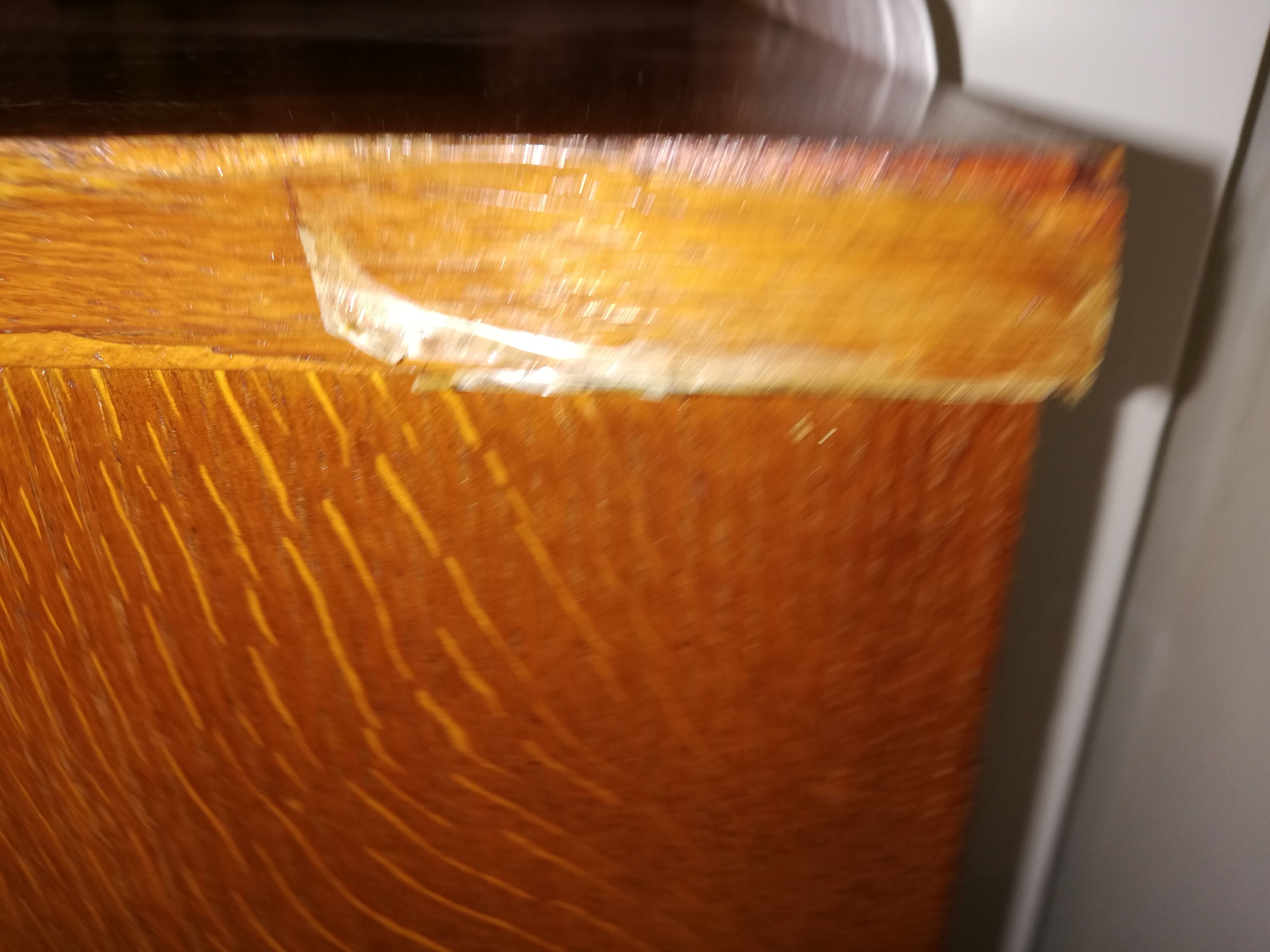 Convenient wood and rattan compass feet