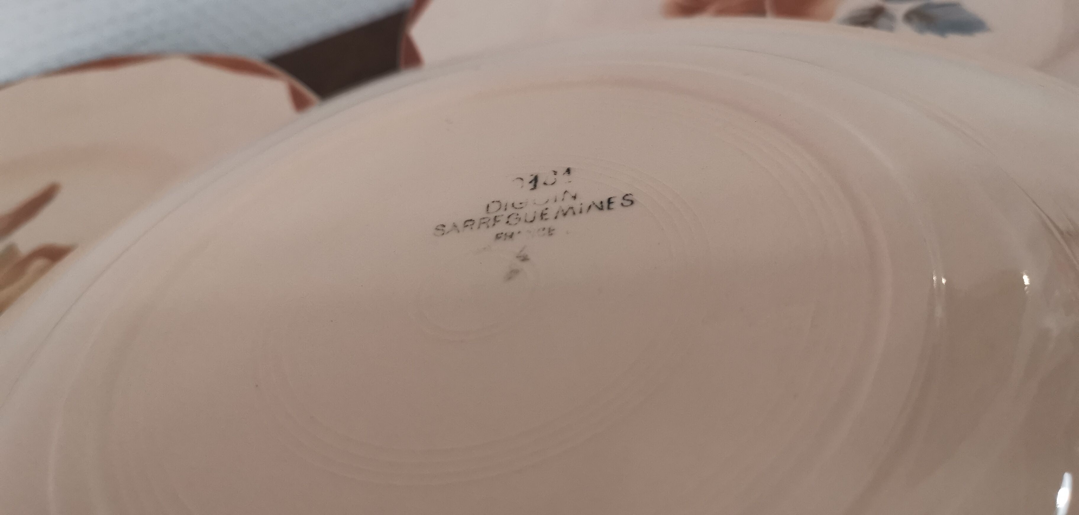 Set of 8 old flat plates Digoin Sarreguemines 9181 Pink pattern