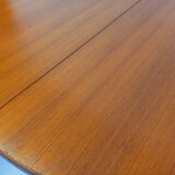 Large vintage Scandinavian round table from the 50s 60s in teak with extensions