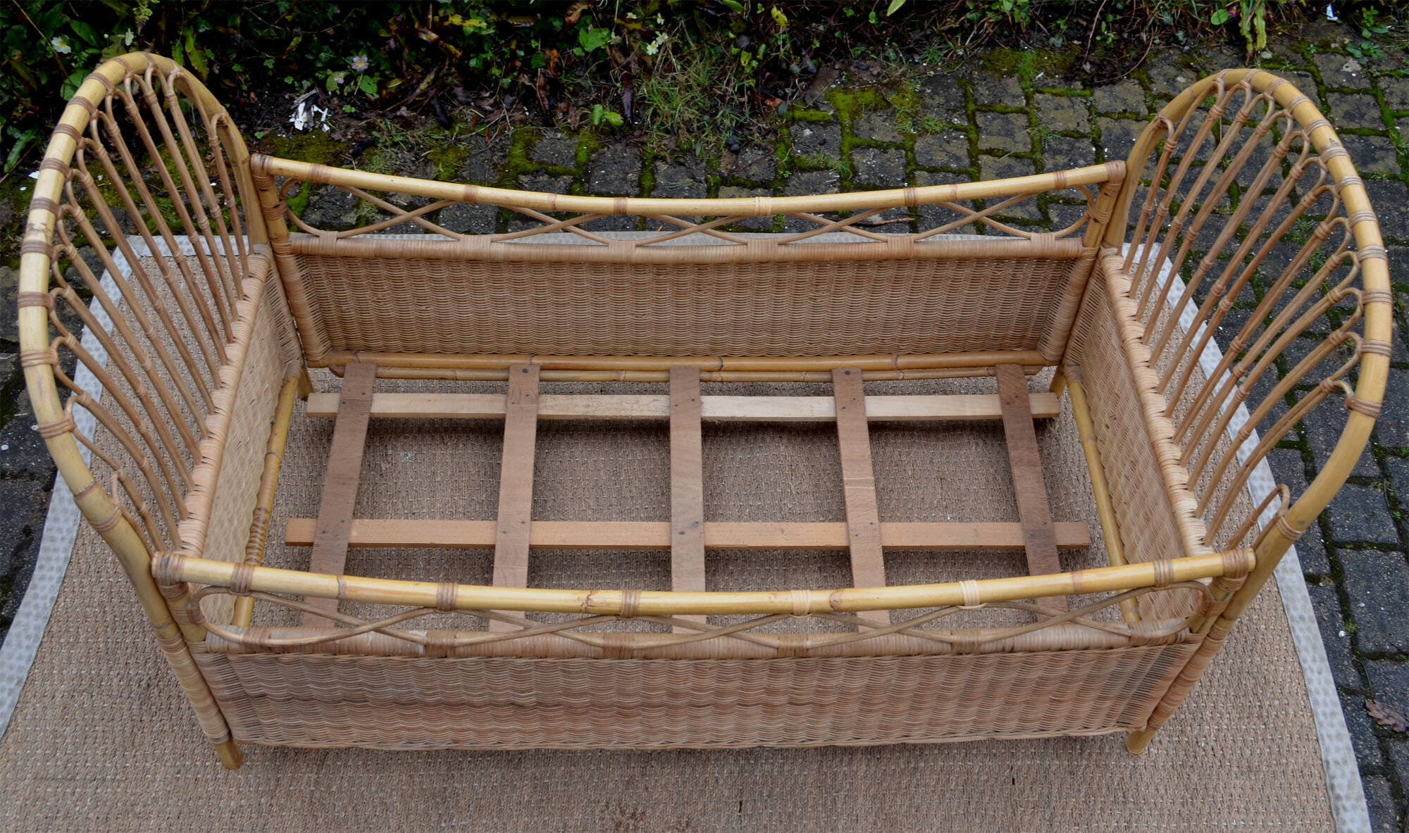 Rattan children's bed