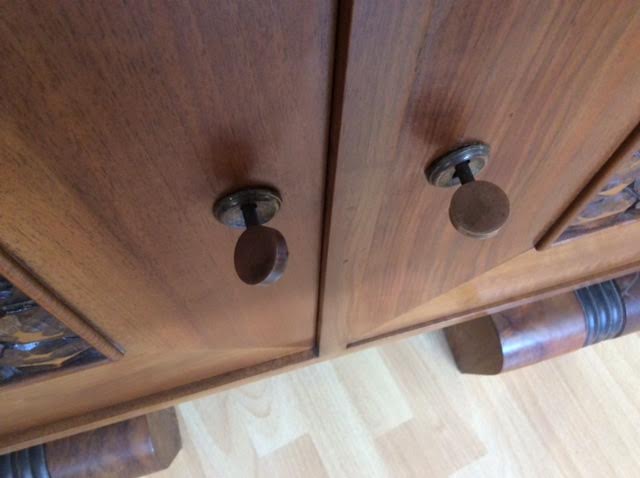 Art Deco sideboard in the style of Jacques Flein