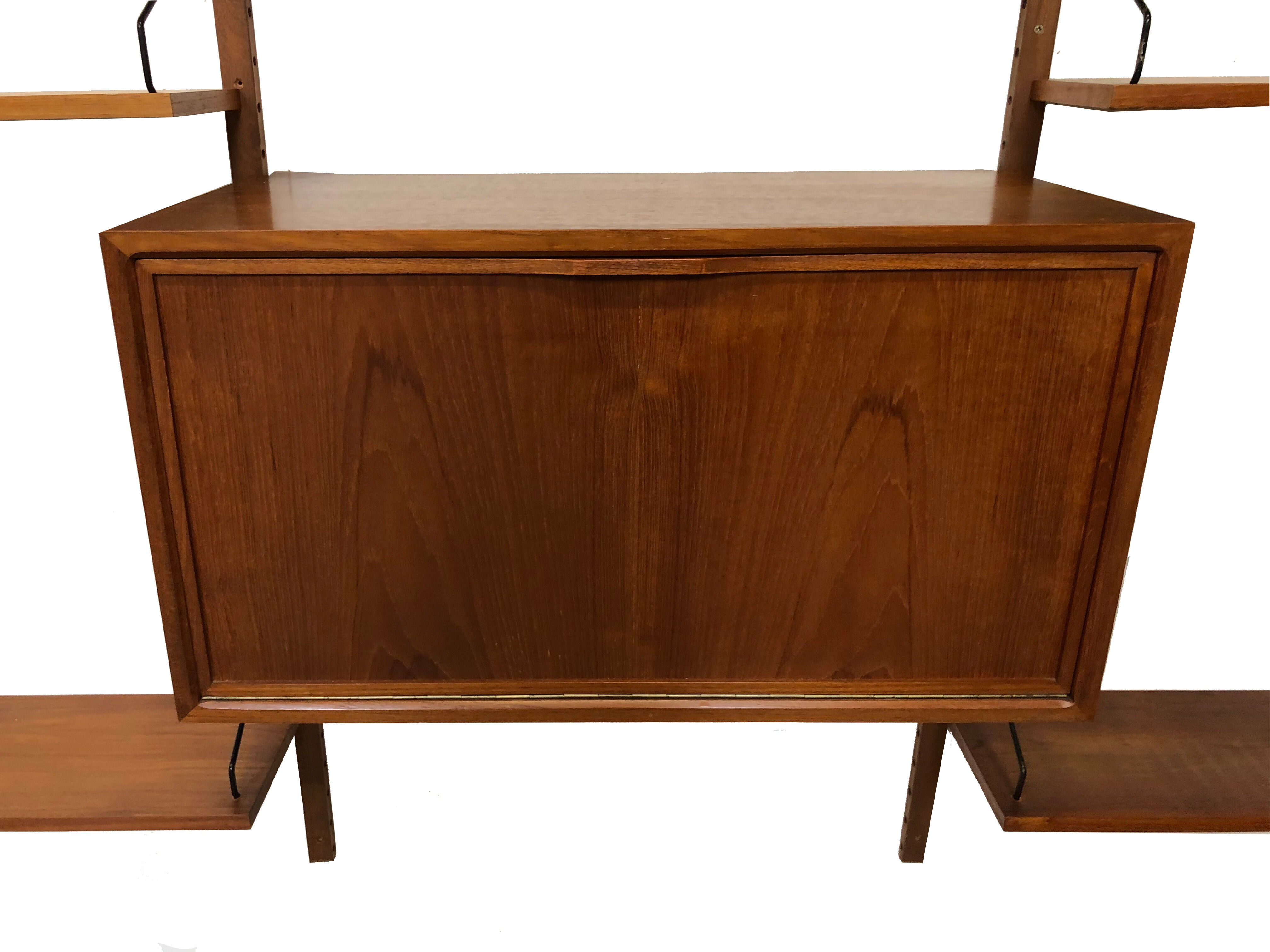 Poul Cadovius Royal System wall set