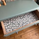 Antique chest of drawers