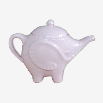 Pale rose elephant teapot
