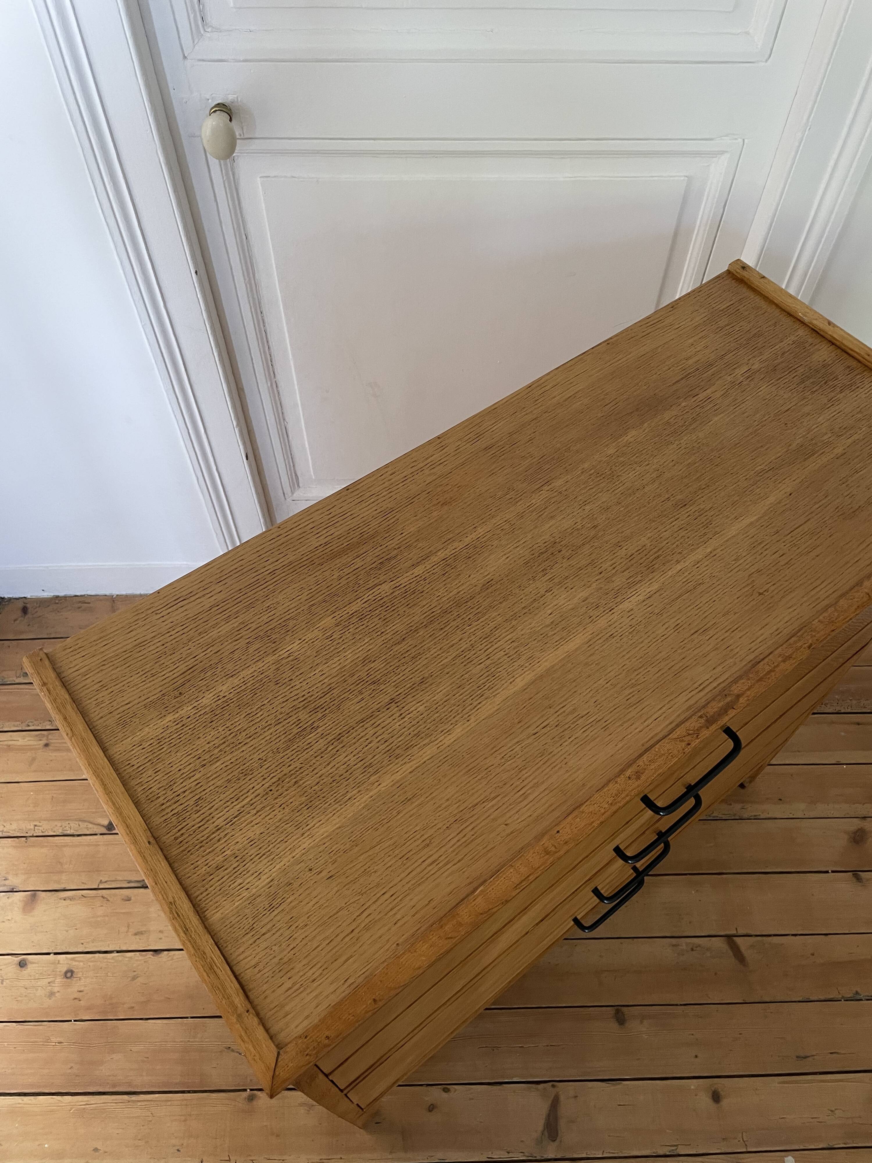 Commode vintage, vers 1960