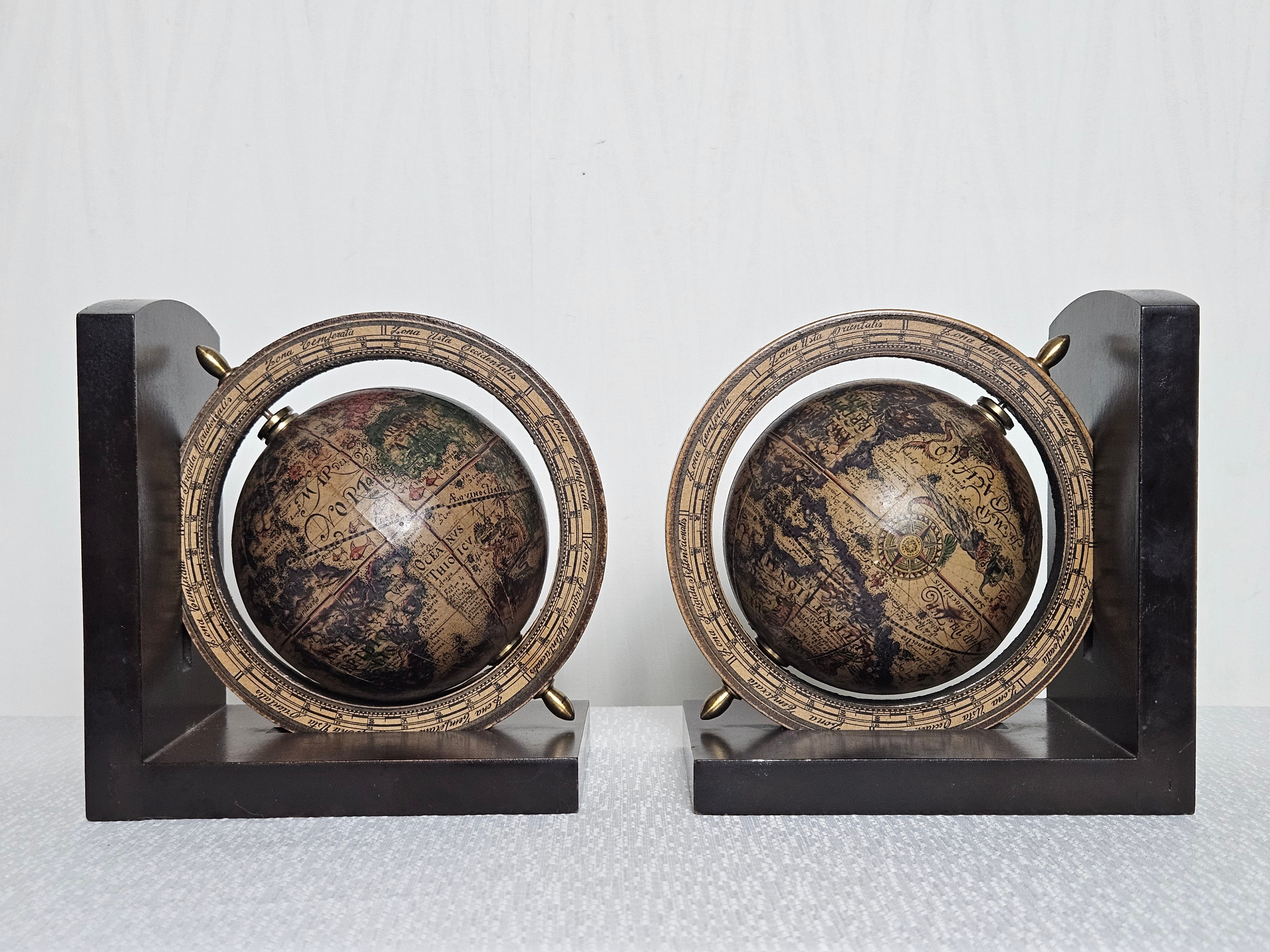 Pair of vintage world map bookends Italy