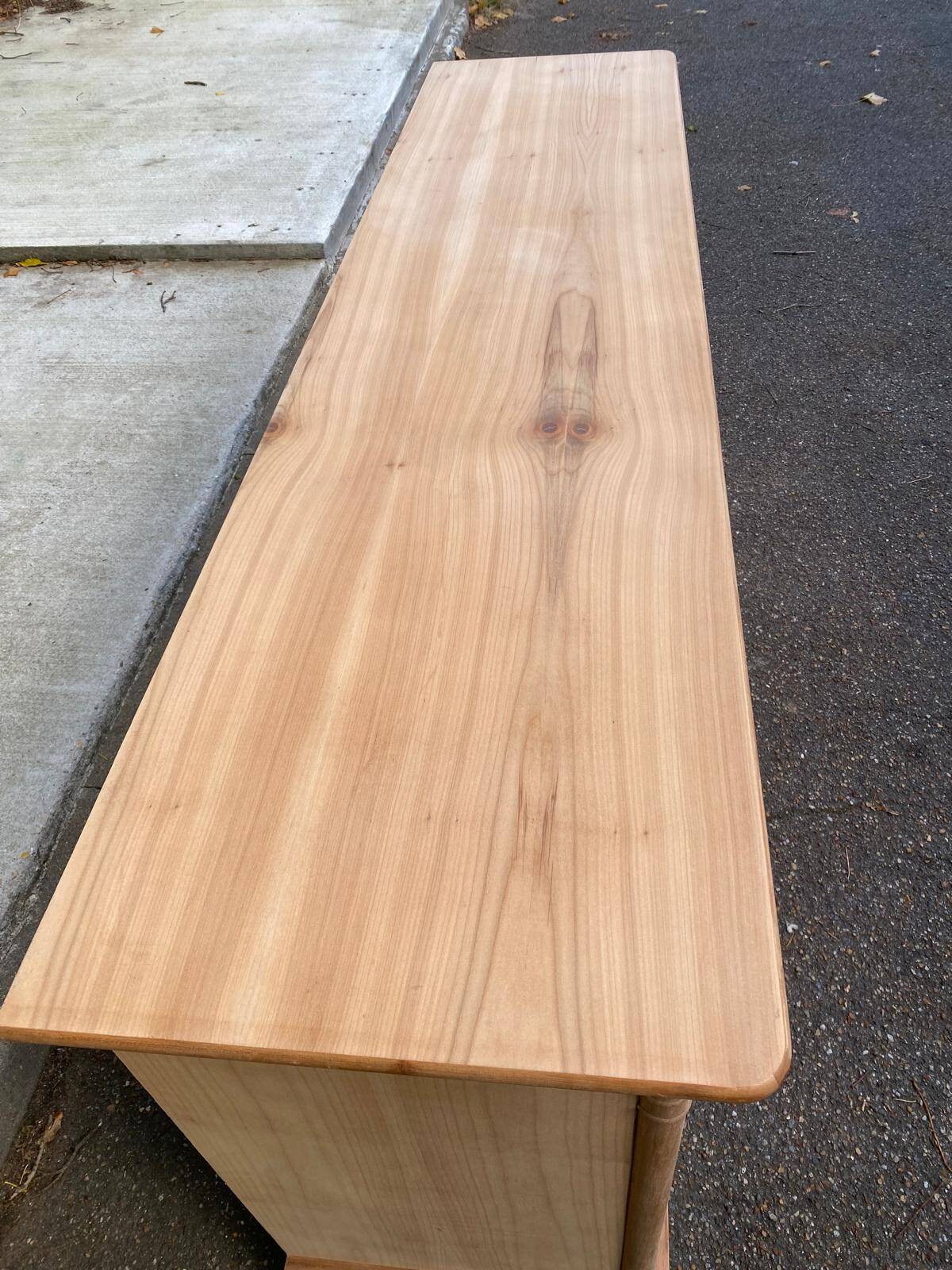 Buffet impérial rénové en bois du 20ème 190cm