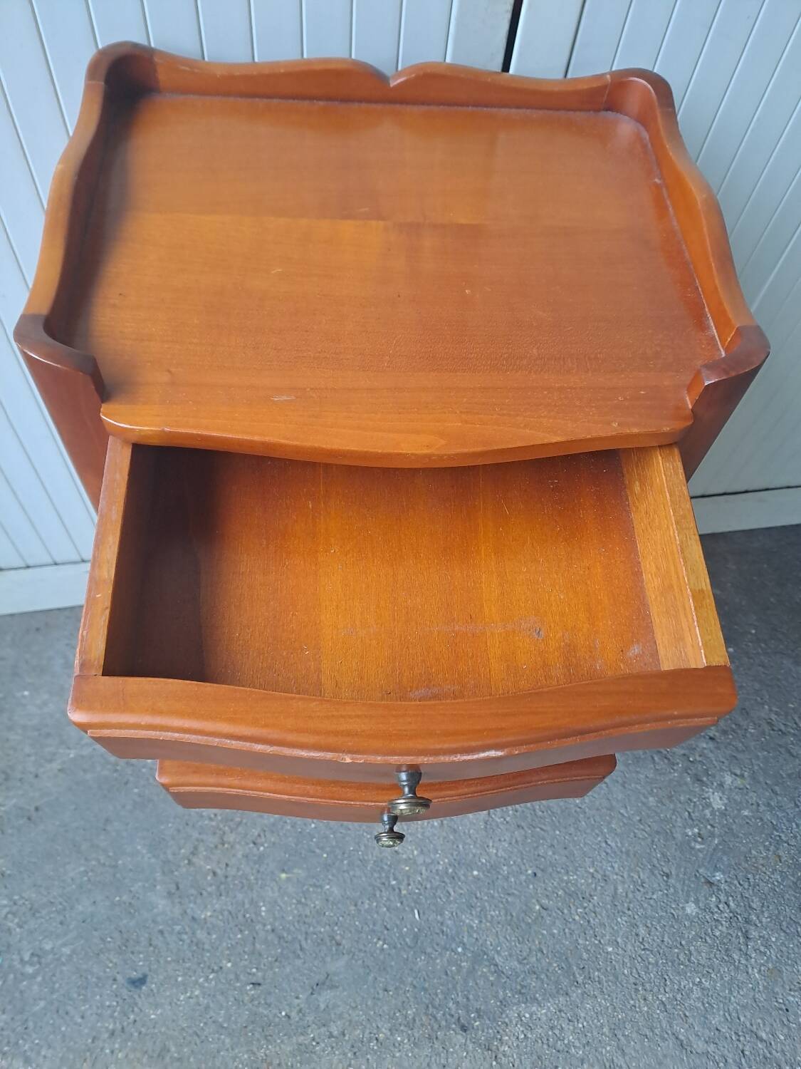 Petit meuble à tiroirs