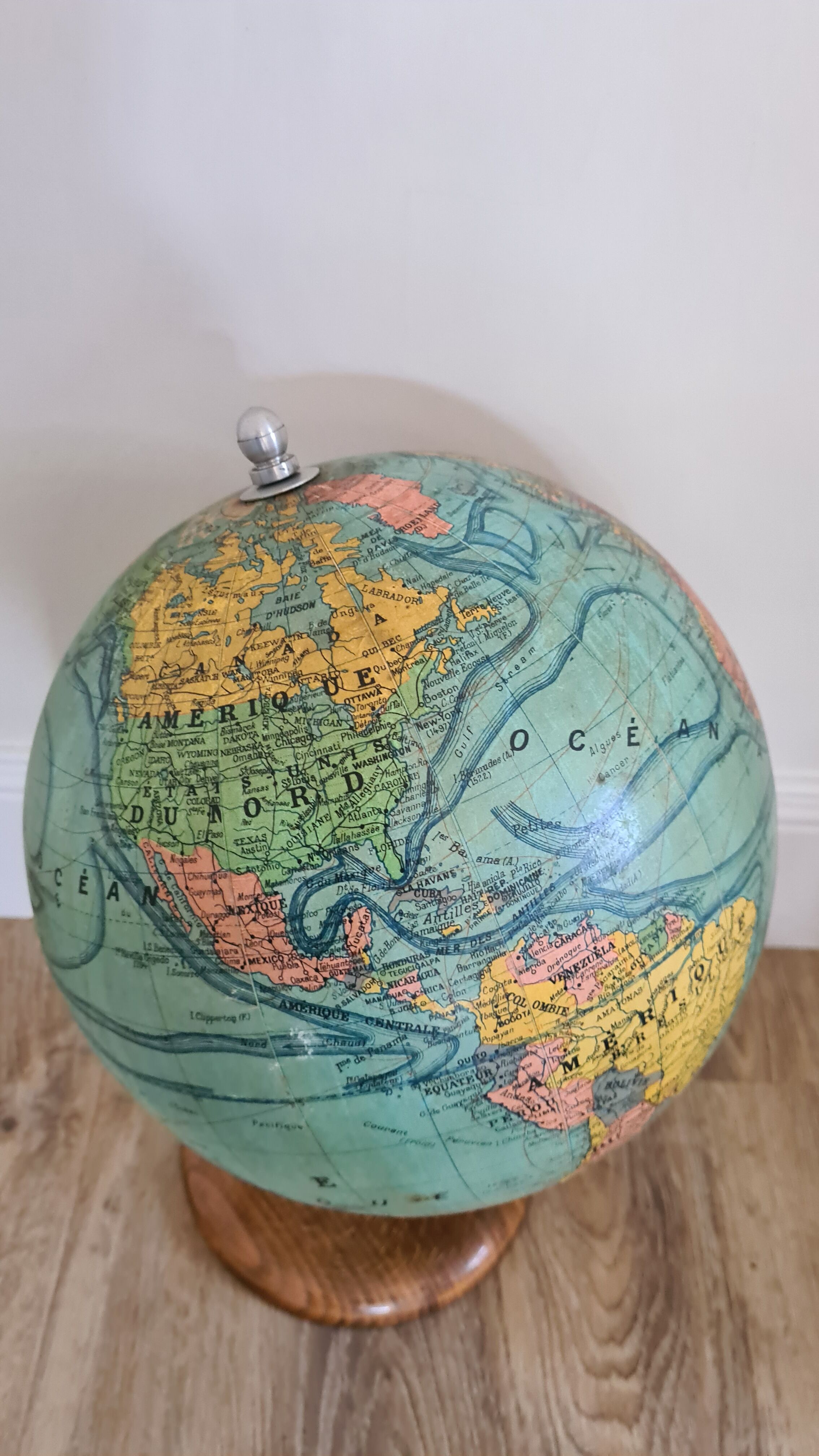 Former globe world map Geographer Joseph Forest Paris wood XIXth