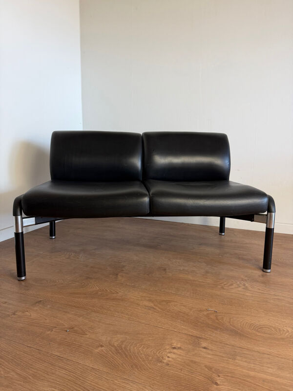 Banquette vintage 2 places en Skaï noir – années 1980