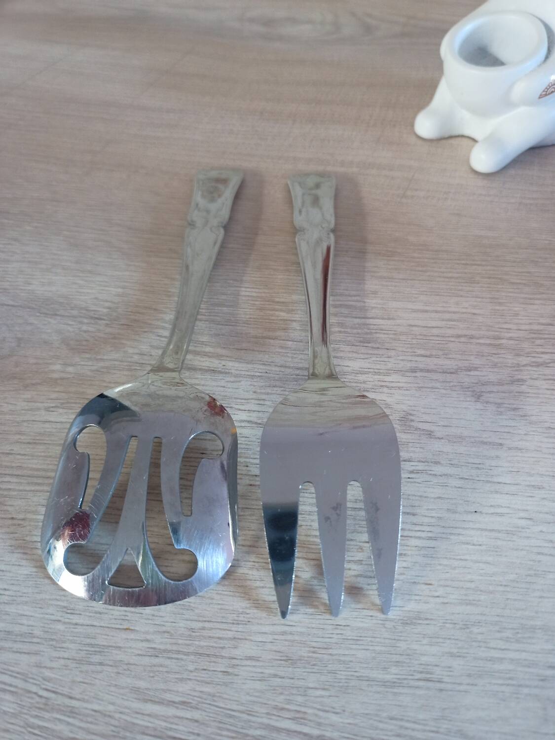 Cutlery for petit fours