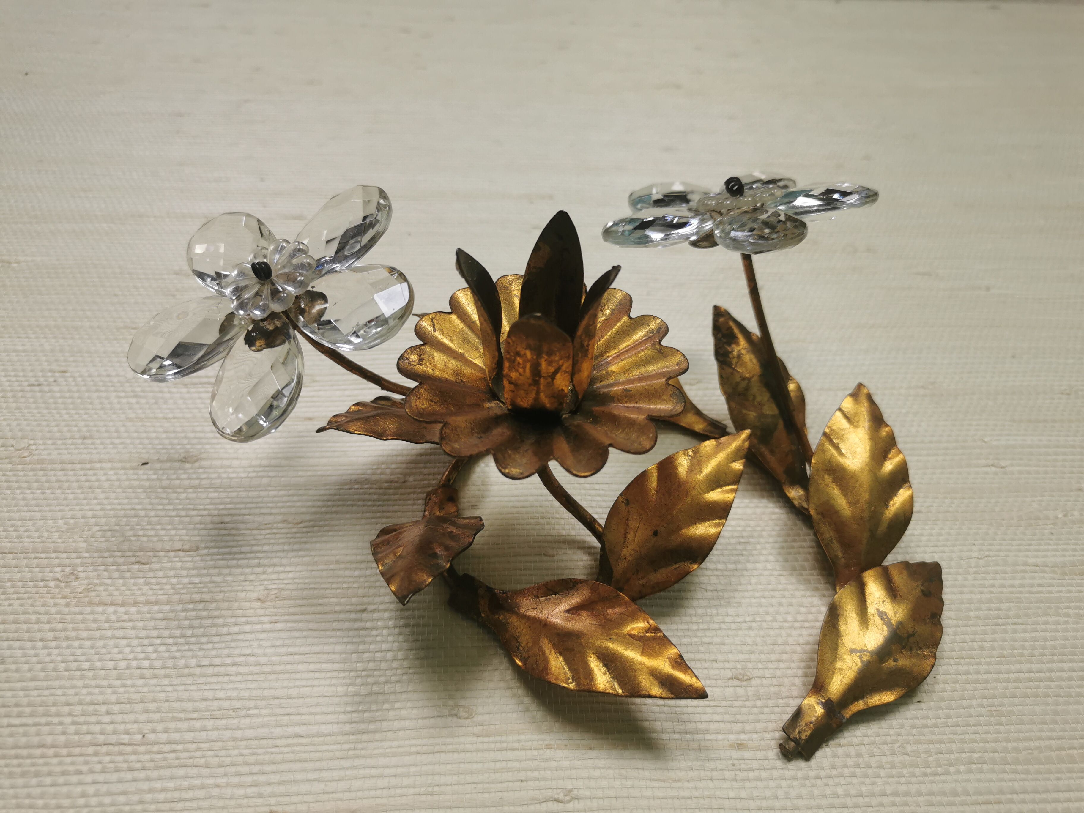 Candle holder gold metal and glass