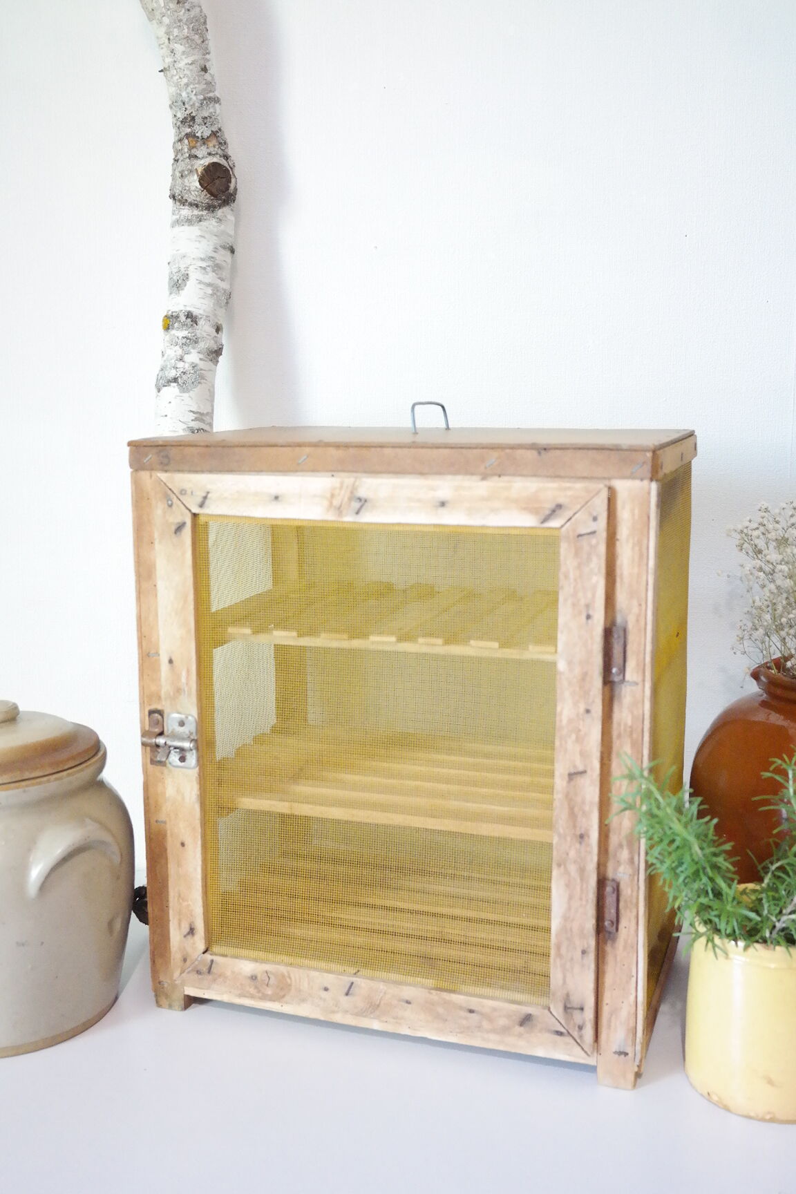 Garde manger campagnard ancien