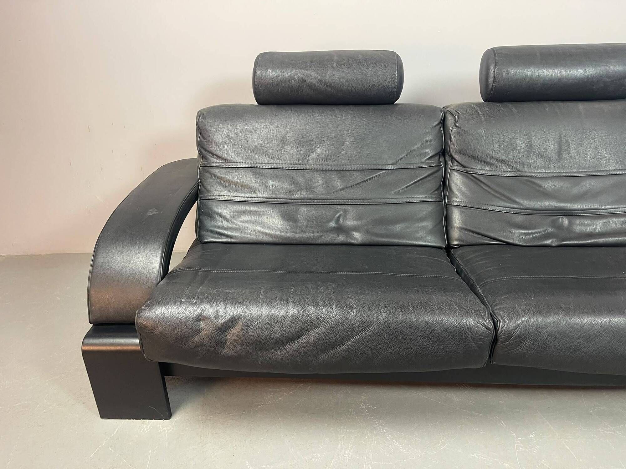 Black Leather Ake Fribytter “Kroken” Two-Seater Sofa for Nelo Möbel. Sweden