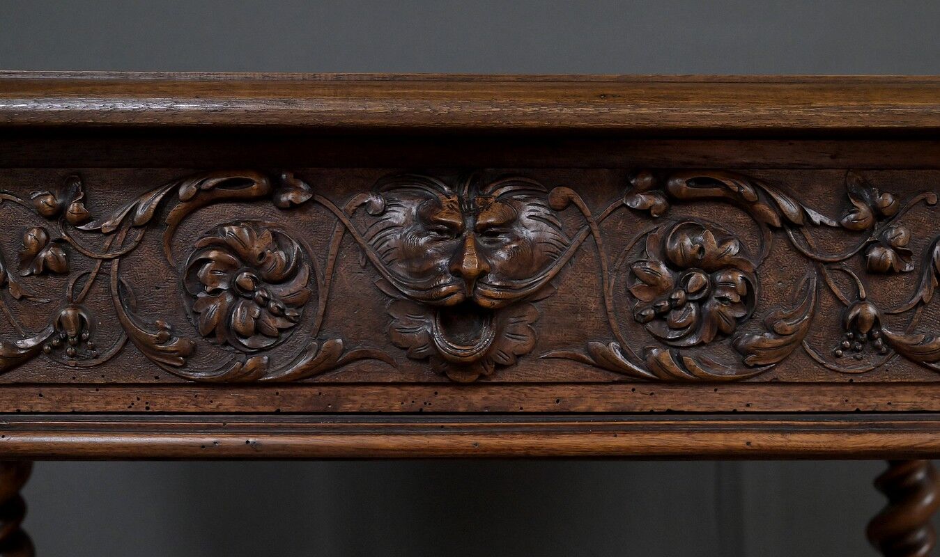 Small walnut desk, Henri II style – late 19th century