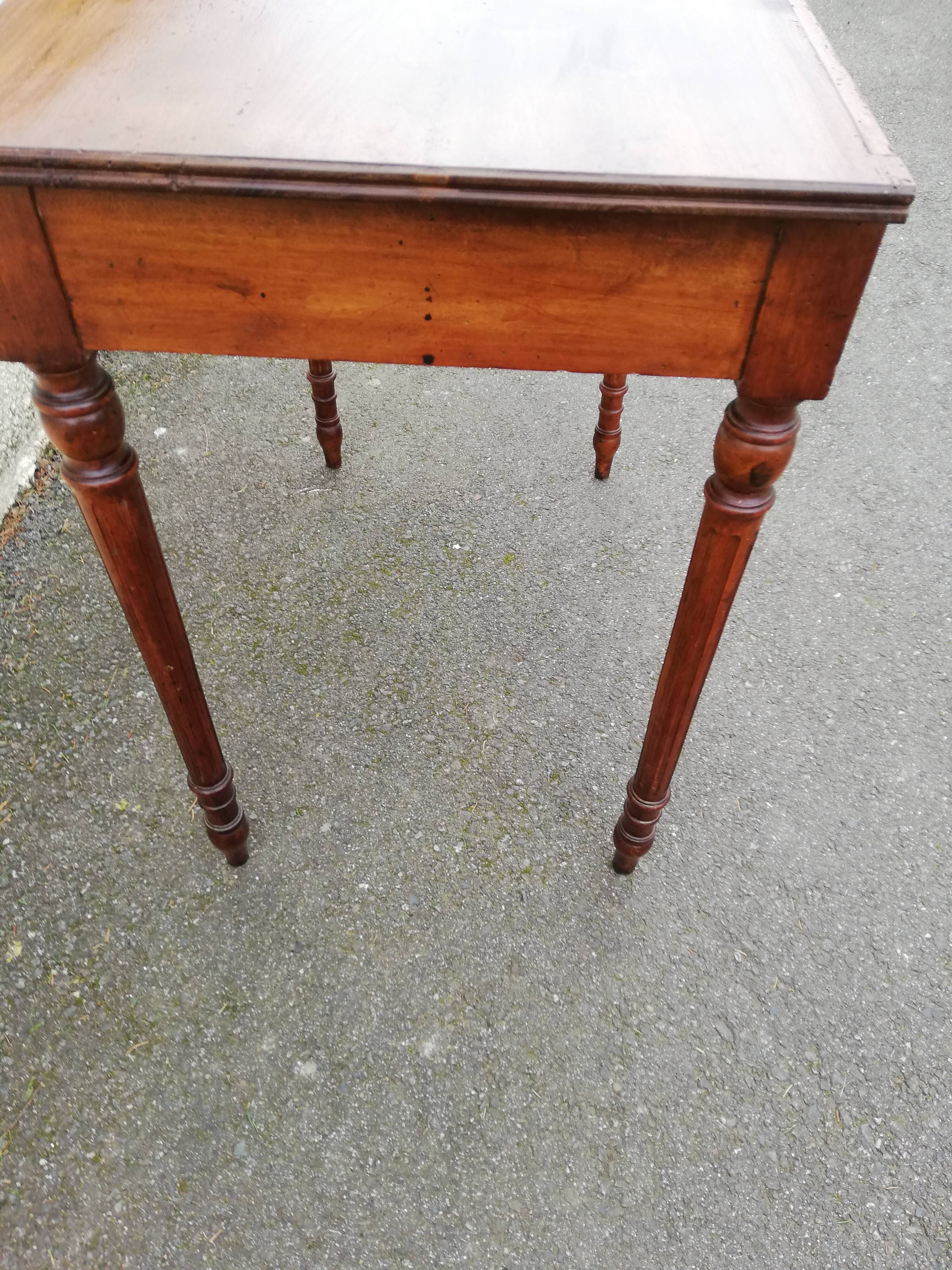 Table d'appoint