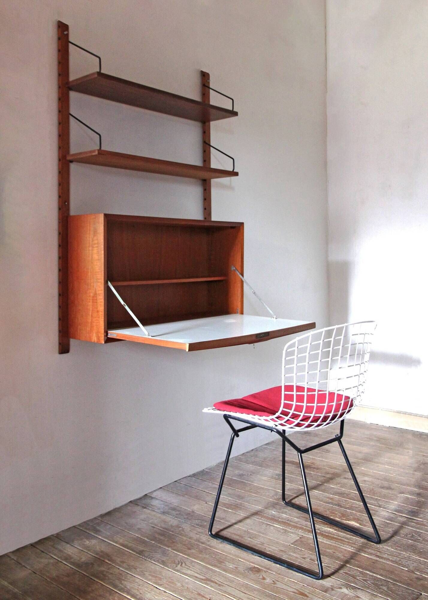 Cadovius wall secretary library
