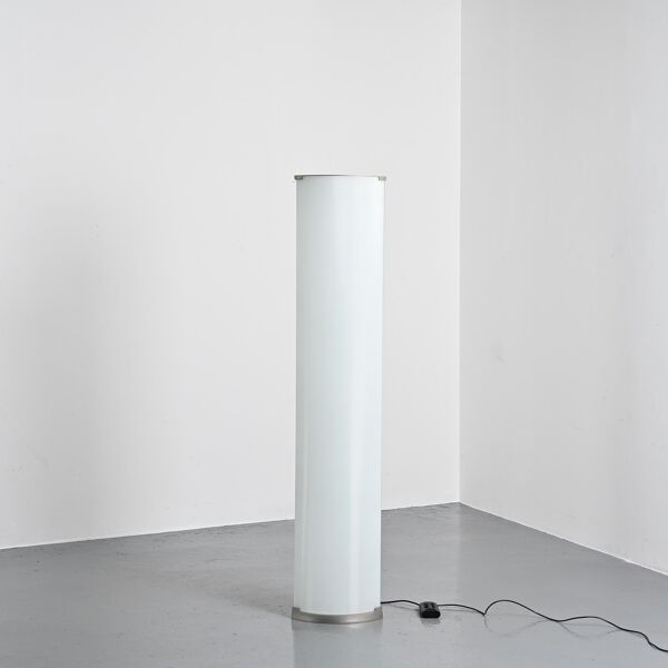 Gio Ponti : Lampadaire Pirellone pour Fontana Arte, design 1960