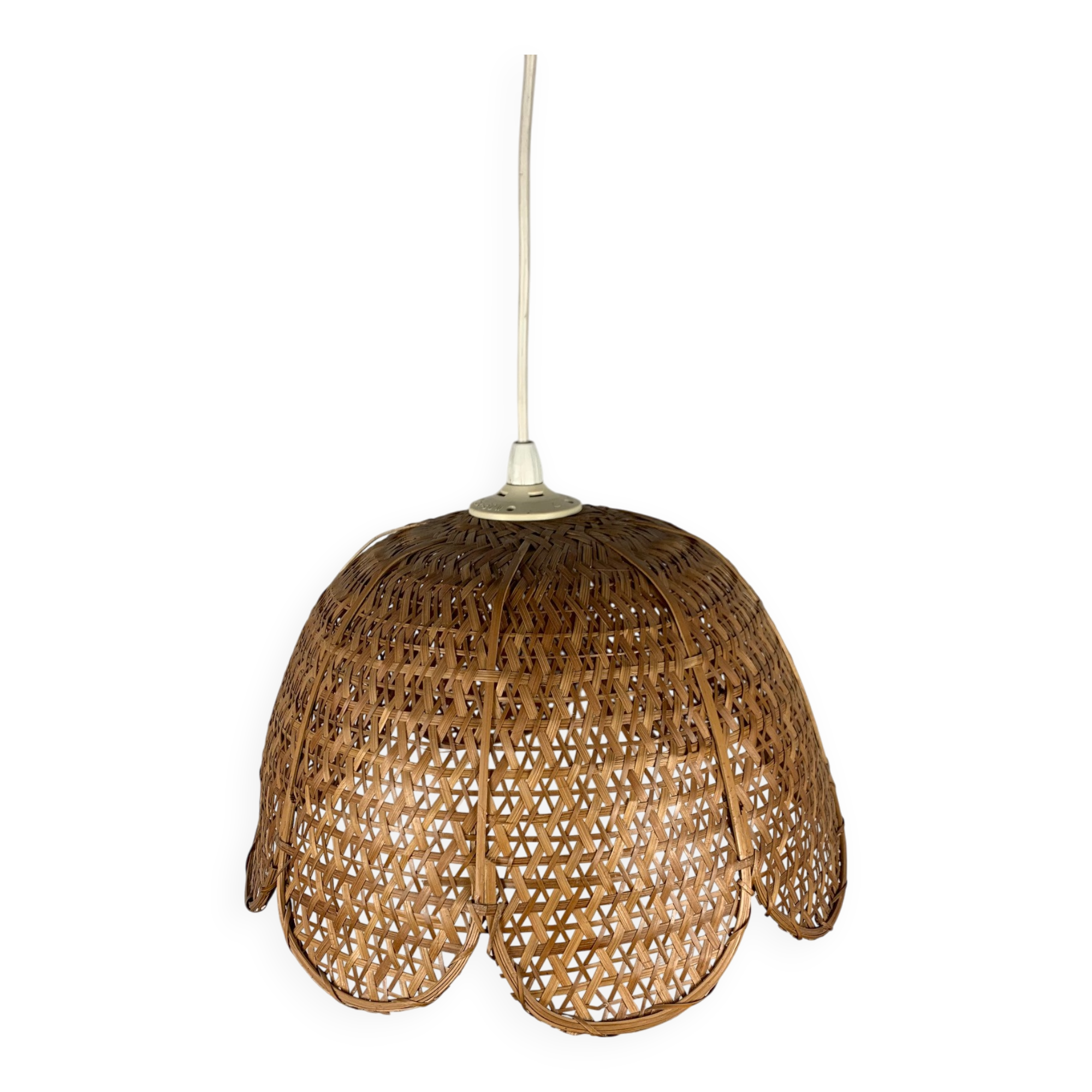 Suspension en forme de fleur, rotin tressé , 1970