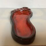 Empty pocket red ceramic footprint