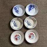Set of 6 vintage dessert plates