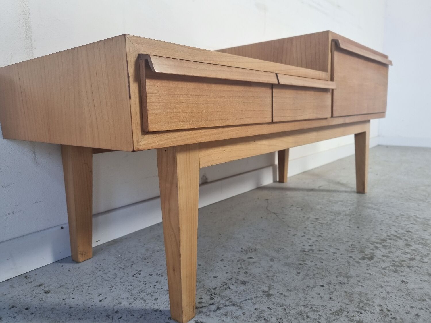 Meuble d'appoint scandinave, années 60
