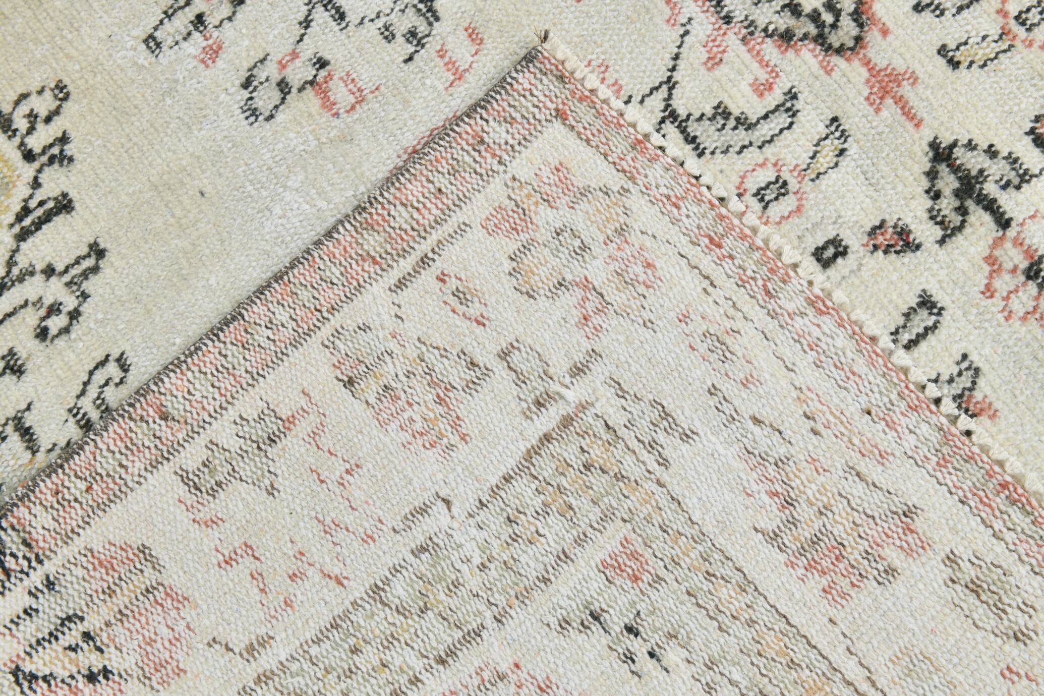 6x9 Persian Classic Cream & Black Vintage Rug, 183x287Cm